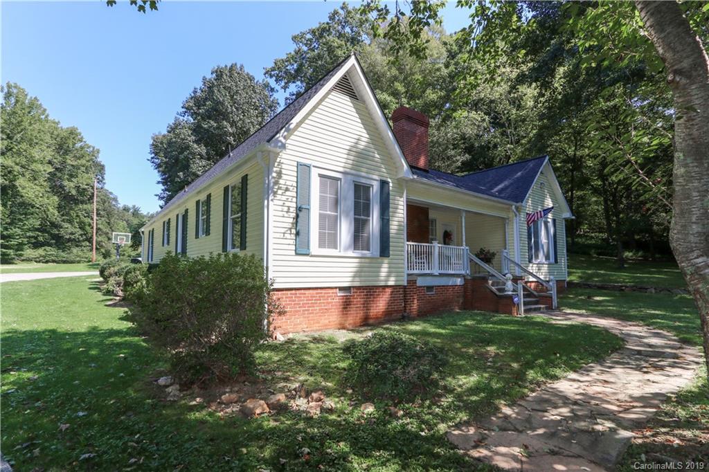 133 Green Valley Road Elkin, NC 28621 - Photo 6 of 31 Gallery Image 6