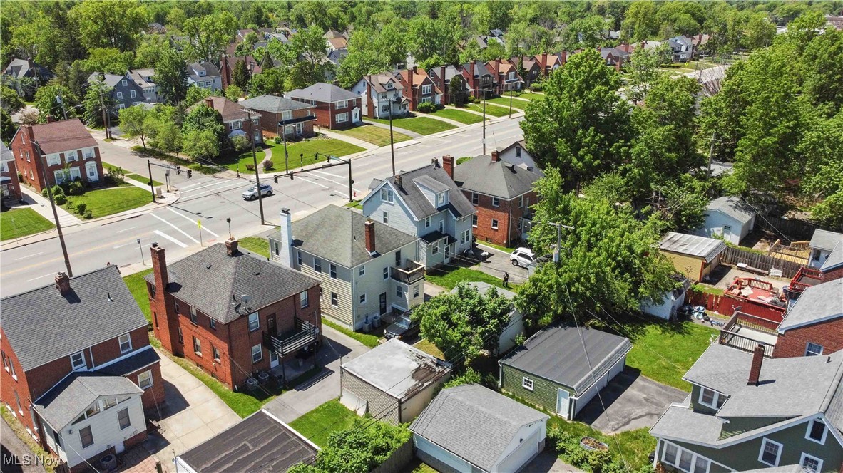 13641 Cedar Road Cleveland, OH 44118 - Photo 39 of 42 Aerial perspective of suburban area