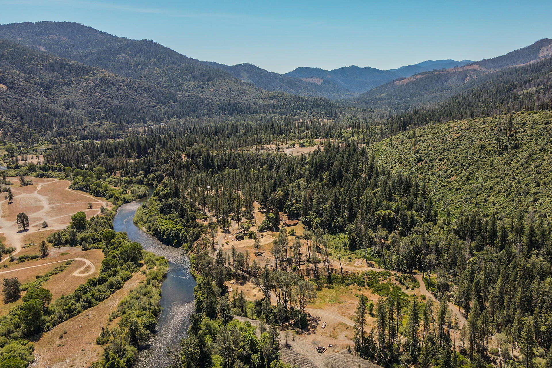 901 Dutch Creek Road Junction City, CA 96048 - Photo 11 of 70