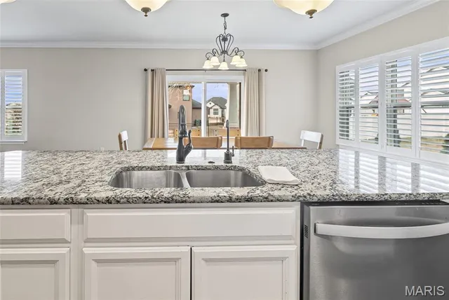 $525,000 | 7001 Monaco Drive, O'Fallon, IL 62269