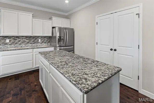 $525,000 | 7001 Monaco Drive, O'Fallon, IL 62269