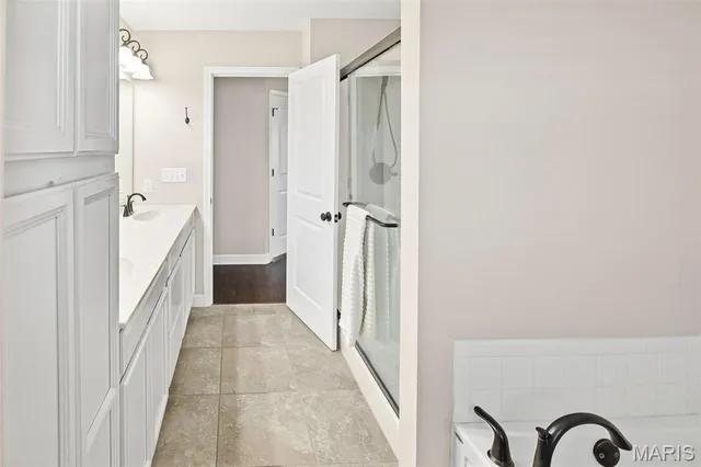 $525,000 | 7001 Monaco Drive, O'Fallon, IL 62269