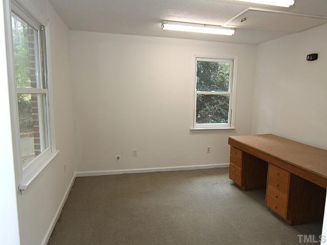 3909 Oak Park Road Raleigh, NC 27612 - Photo 9 of 13