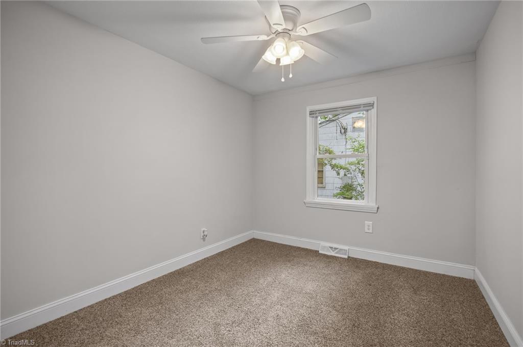 1505 Cook Street High Point, NC 27262 - Photo 16 of 28