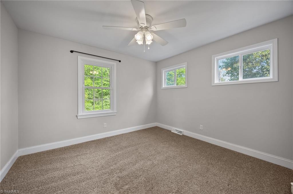 1505 Cook Street High Point, NC 27262 - Photo 18 of 28