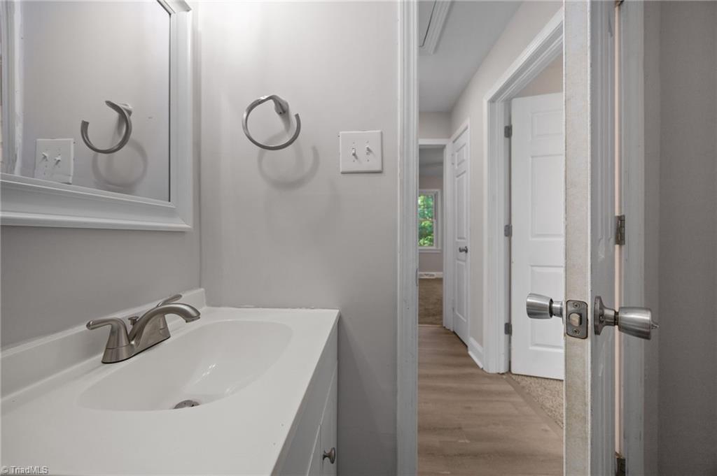 1505 Cook Street High Point, NC 27262 - Photo 20 of 28