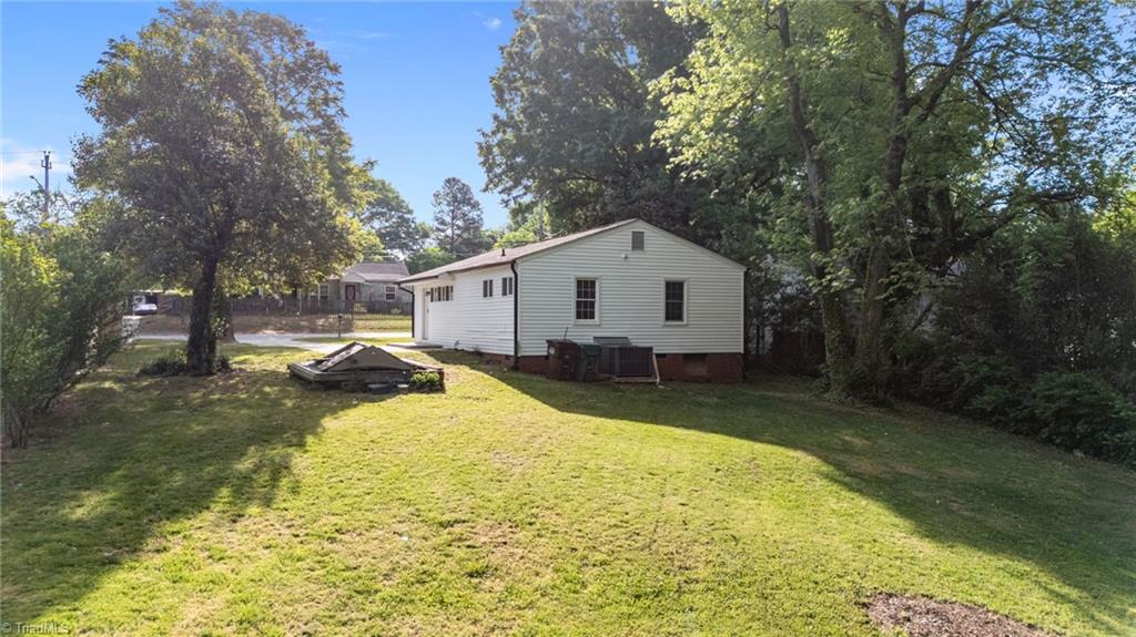 1505 Cook Street High Point, NC 27262 - Photo 23 of 28