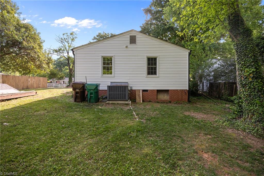 1505 Cook Street High Point, NC 27262 - Photo 25 of 28