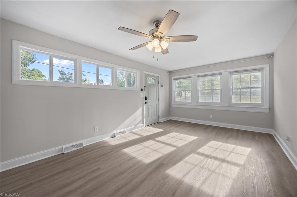 1505 Cook Street High Point, NC 27262 - Photo 8 of 28