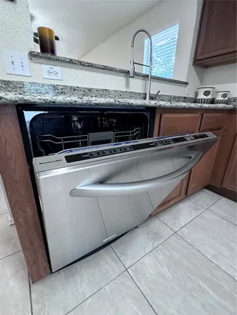 $1,750 | 3411 Wickham Lane, Austin, TX 78725