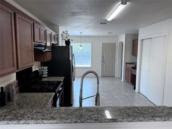 $1,750 | 3411 Wickham Lane, Austin, TX 78725