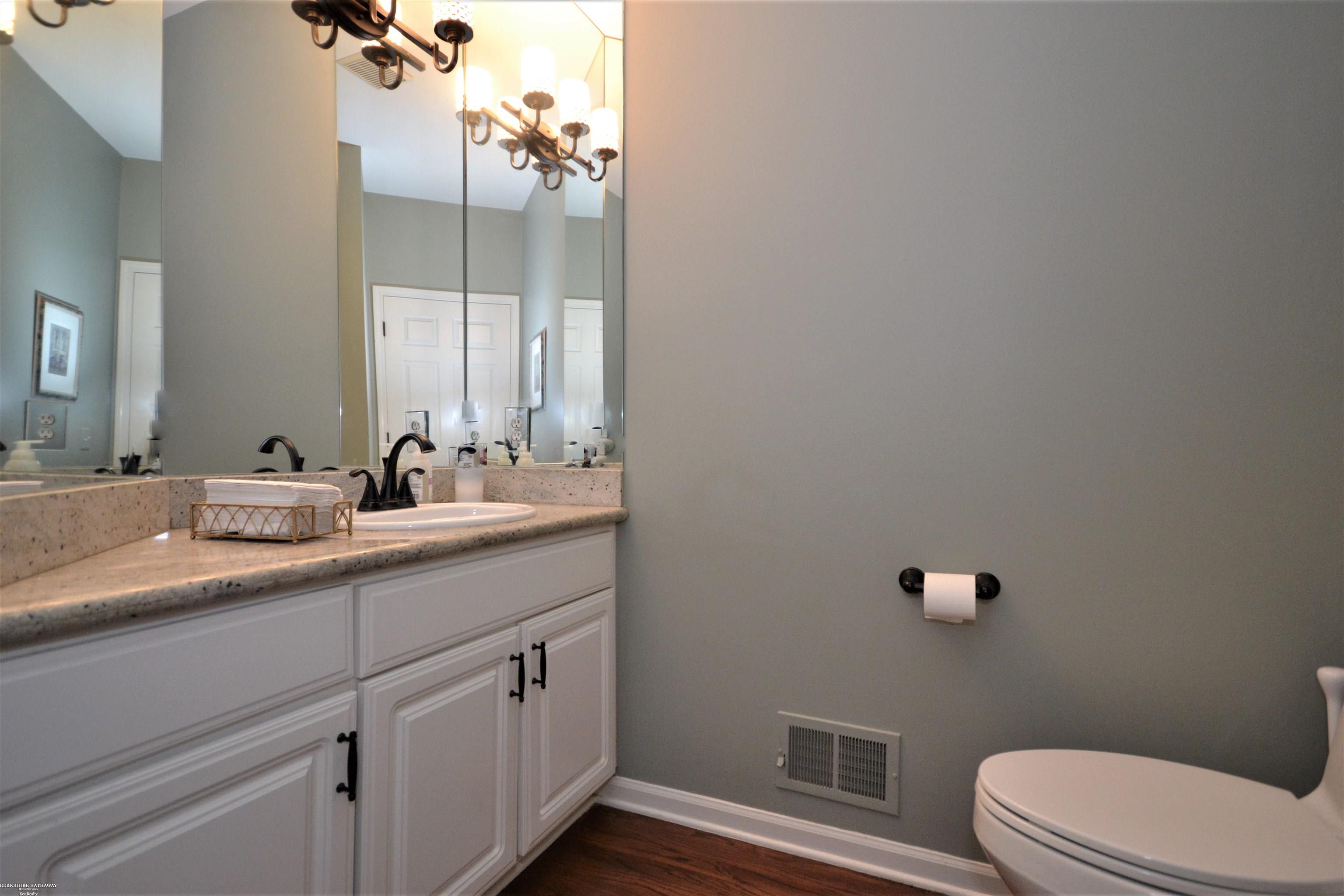 1813 Fox Run Rochester Hills, MI 48306 - Photo 54 of 68