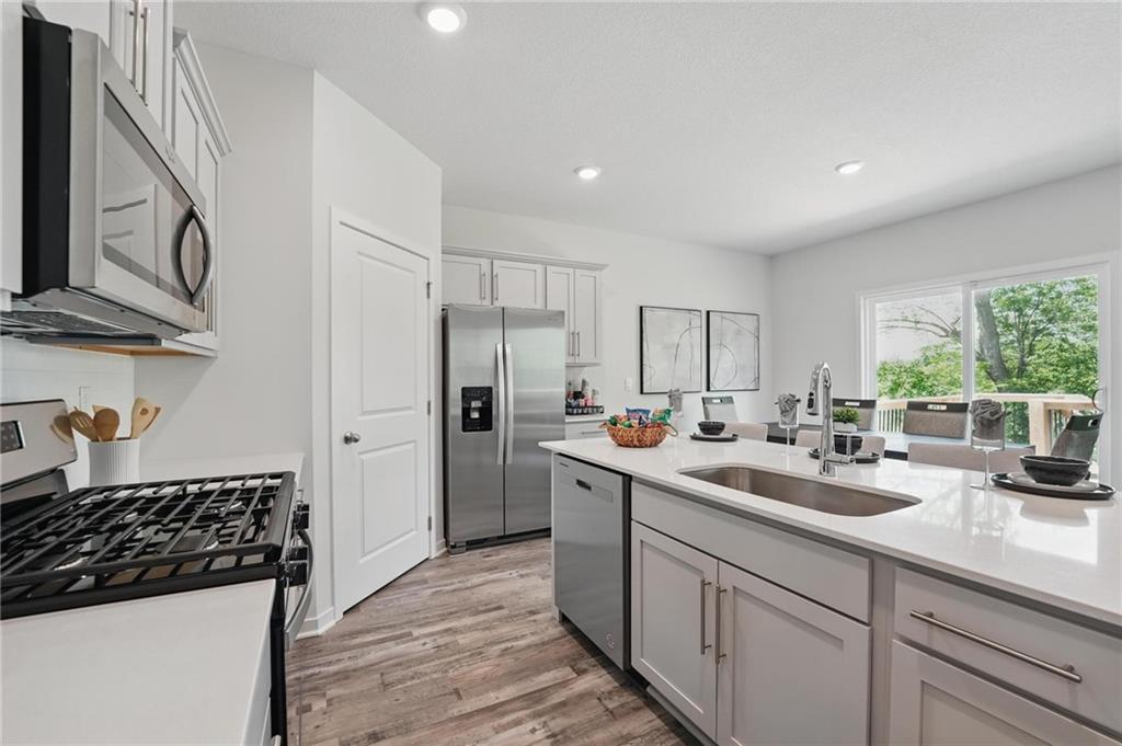 20113 Cornice St Spring Hill Spring Hill, KS 66083 - Photo 11 of 35