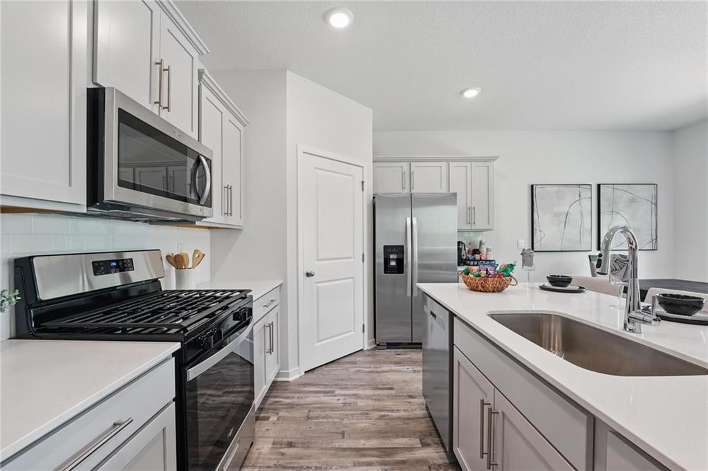 20113 Cornice St Spring Hill Spring Hill, KS 66083 - Photo 10 of 35