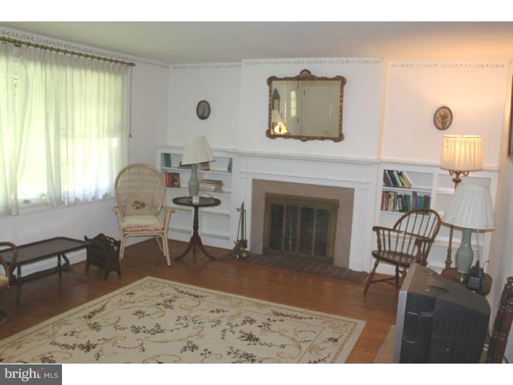 515 Rick Road Southampton, PA 18966 - Photo 3 of 21 Gallery Image 3