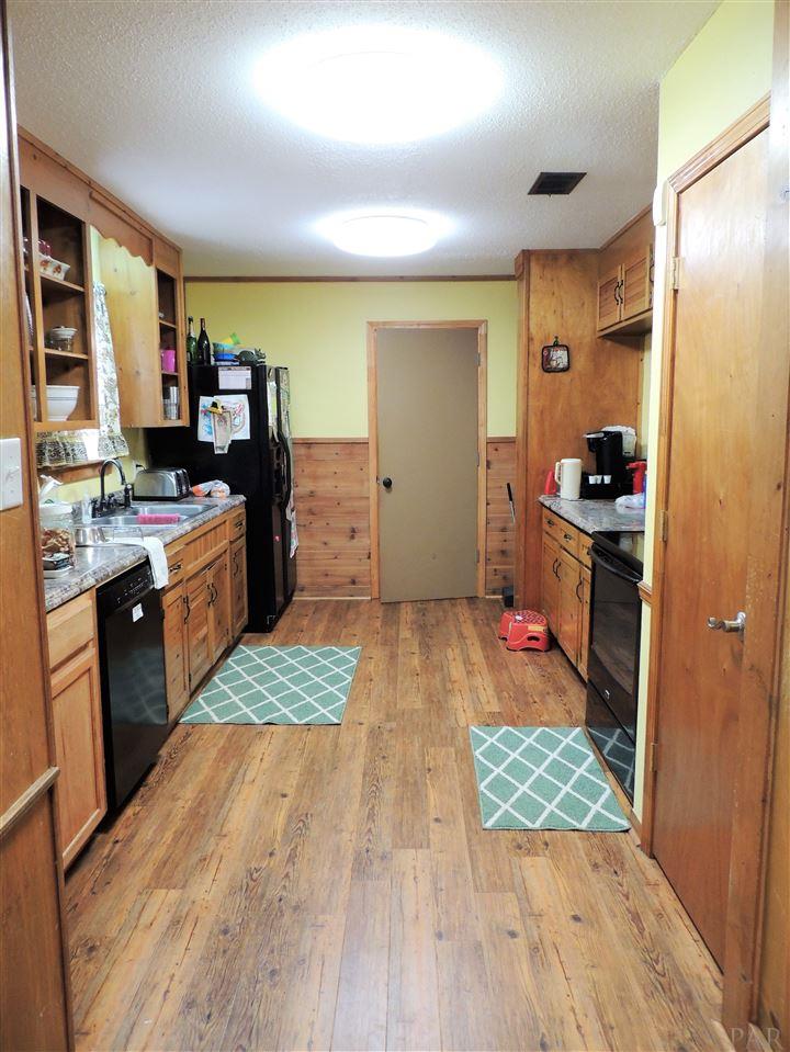 7375 Frank Reeder Road Pensacola, FL 32526 - Photo 11 of 35 Gallery Image 11