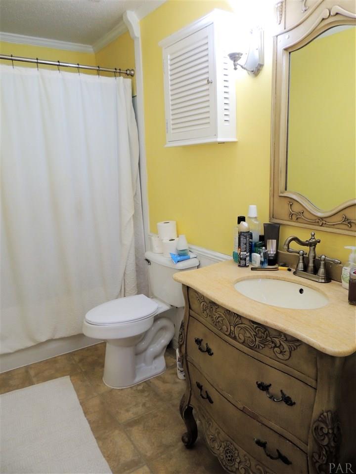 7375 Frank Reeder Road Pensacola, FL 32526 - Photo 17 of 35 Gallery Image 17