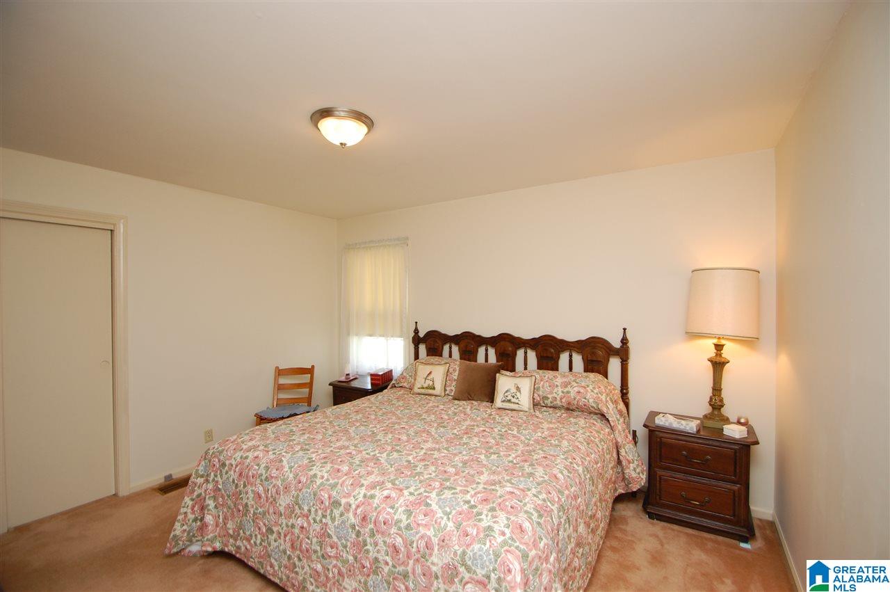 4321 MountainDale Road Birmingham, AL 35213 - Photo 10 of 14