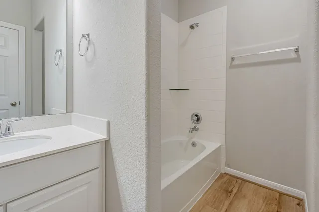 $369,000 | 2926 Grand Hawthorne Road, Conroe, TX 77385