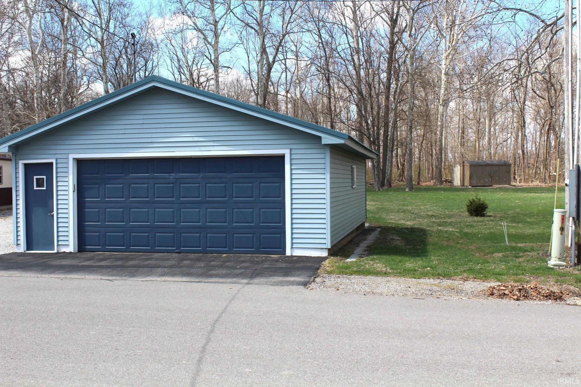 5889 North Stahl Road Monon, IN 47959 - Photo 8 of 34