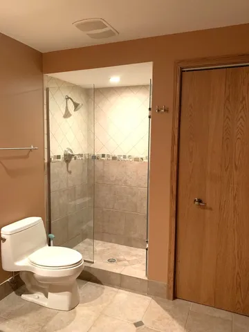 $1,800,000 | 35 Revere Drive, South Barrington, IL 60010