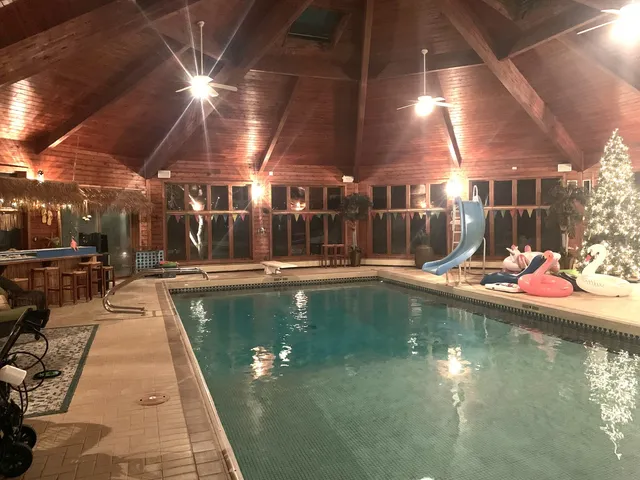 $1,800,000 | 35 Revere Drive, South Barrington, IL 60010