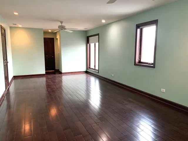 $1,800,000 | 35 Revere Drive, South Barrington, IL 60010