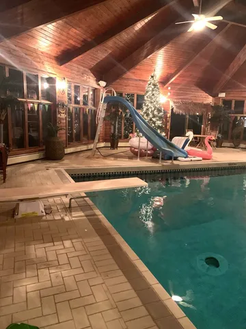 $1,800,000 | 35 Revere Drive, South Barrington, IL 60010