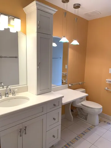 $1,800,000 | 35 Revere Drive, South Barrington, IL 60010