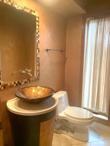 $1,800,000 | 35 Revere Drive, South Barrington, IL 60010