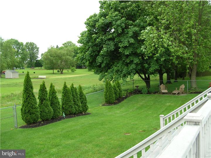 35 Peter Rafferty Drive Hamilton Square, NJ 08690 - Photo 17 of 18 View in Back