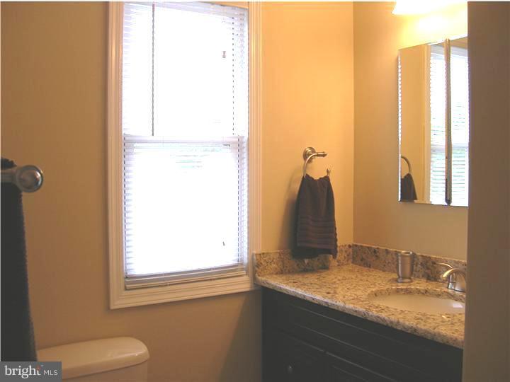 35 Peter Rafferty Drive Hamilton Square, NJ 08690 - Photo 10 of 18 Master Bathroom