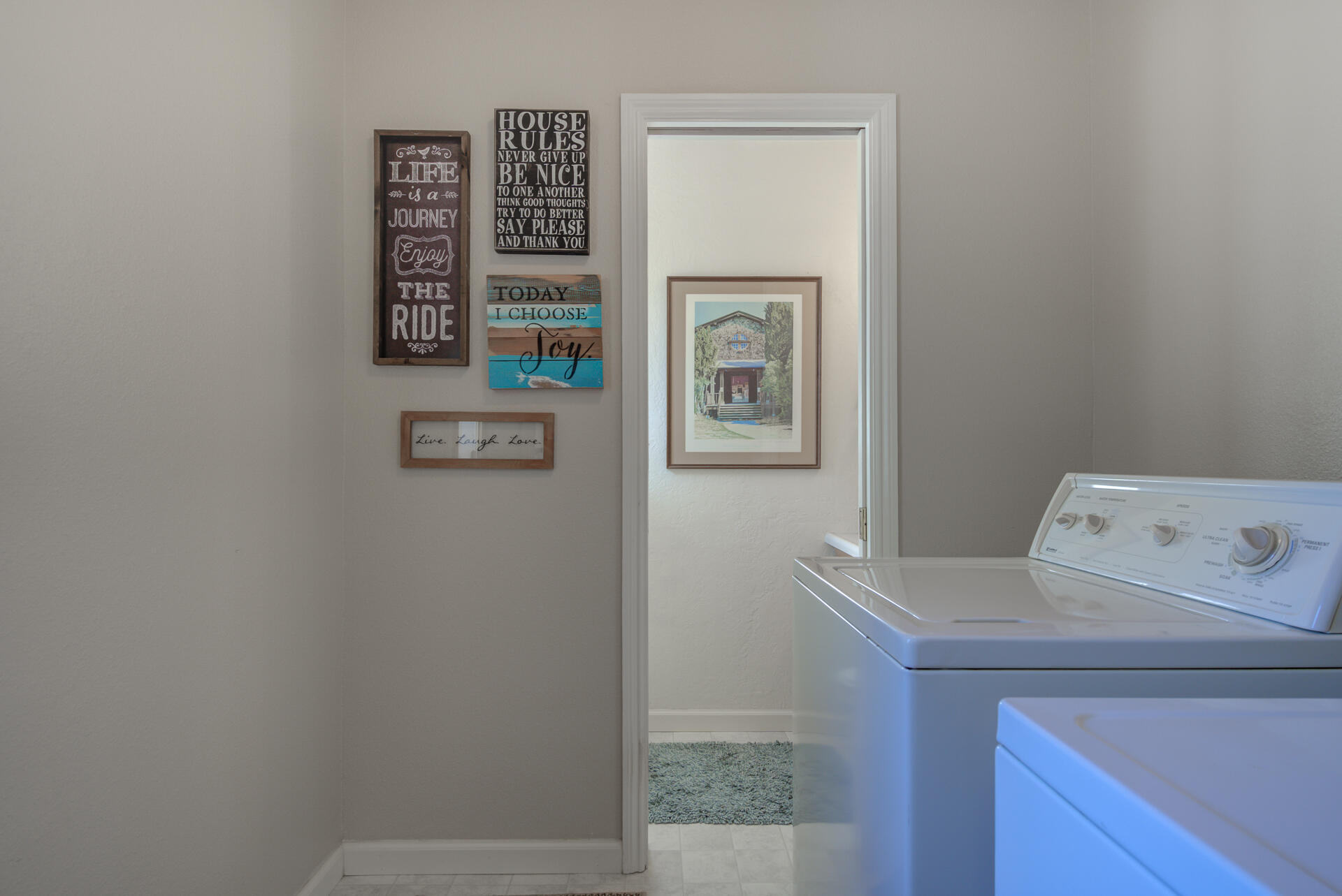 8614 Redbank Road Redding, CA 96001 - Photo 12 of 31 a utility room with dryer and washer
