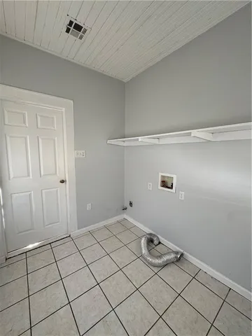 $1,950 | 3507 Clermont Drive, New Orleans, LA 70122