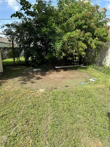 $1,950 | 3507 Clermont Drive, New Orleans, LA 70122