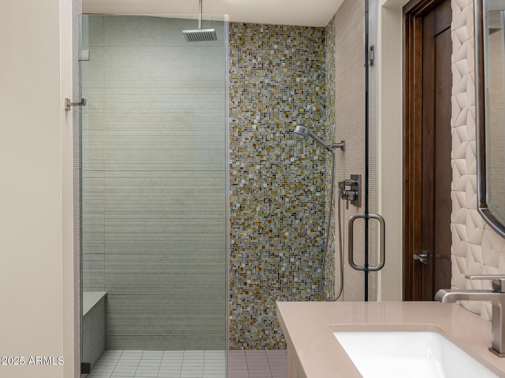 6331 East Hummingbird Lane Paradise Valley, AZ 85253 - Photo 21 of 32 25guest bathroom_shower