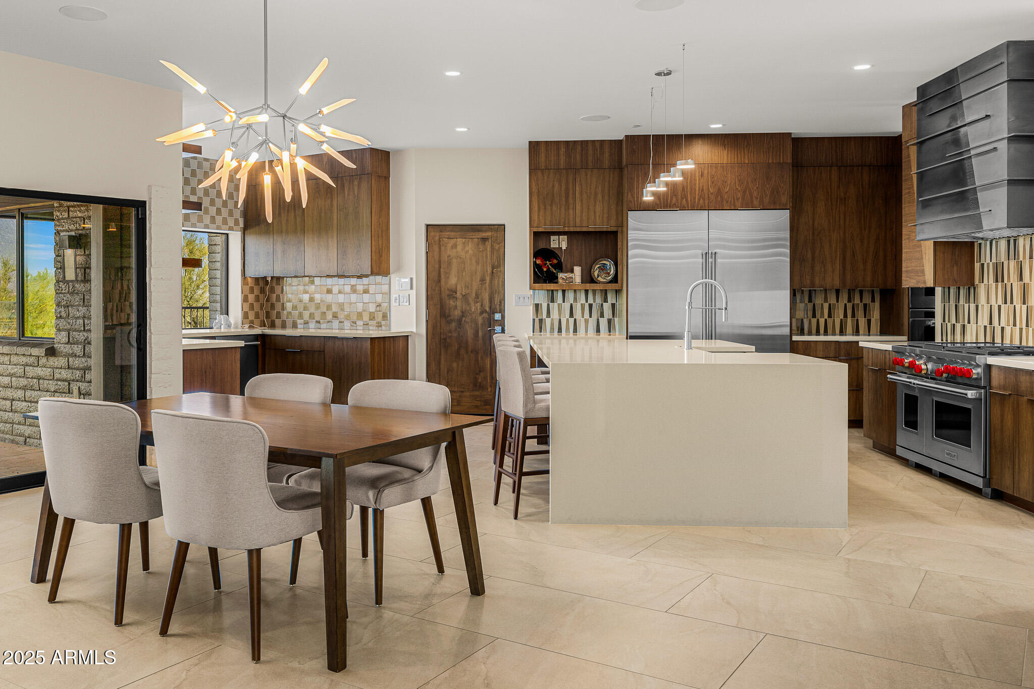 6331 East Hummingbird Lane Paradise Valley, AZ 85253 - Photo 5 of 32 13kitchen and dining