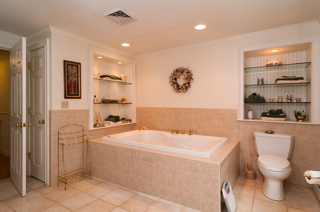 60 Malbone Road Freetown, MA 02702 - Photo 25 of 30 Gallery Image 25
