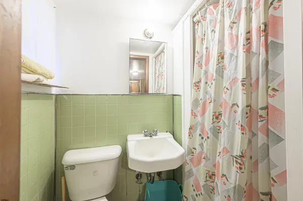 $250,000 | 446 New Jersey Avenue, Atlantic City, NJ 08401