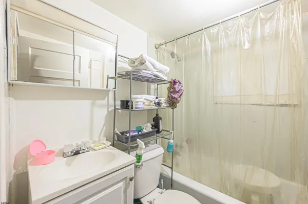 $250,000 | 446 New Jersey Avenue, Atlantic City, NJ 08401