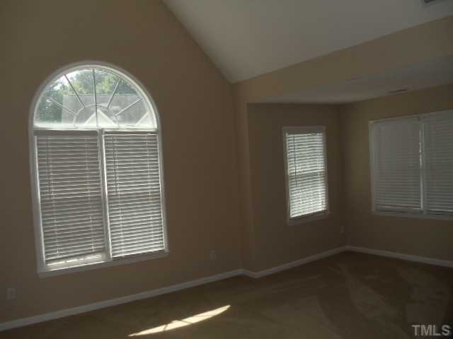 8700 Erinsbrook Drive Raleigh, NC 27617 - Photo 8 of 11 Gallery Image 8