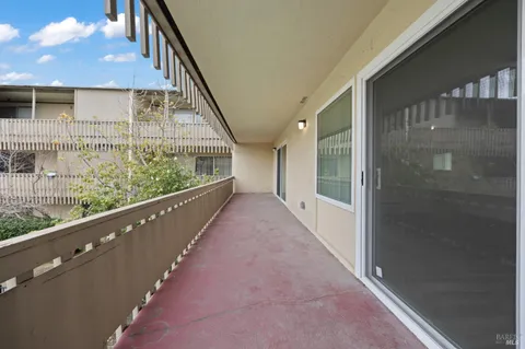 $375,000 | 260 Merrydale Road, Unit 14, San Rafael, CA 94903