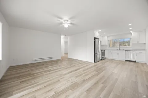 $375,000 | 260 Merrydale Road, Unit 14, San Rafael, CA 94903