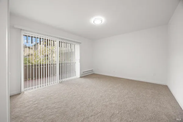 $375,000 | 260 Merrydale Road, Unit 14, San Rafael, CA 94903