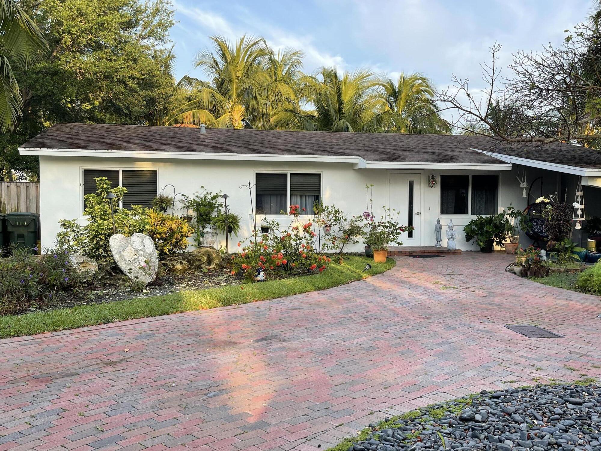 7 Polo Circle Boca Raton, FL 33431 - Photo 2 of 4 IMG_8038