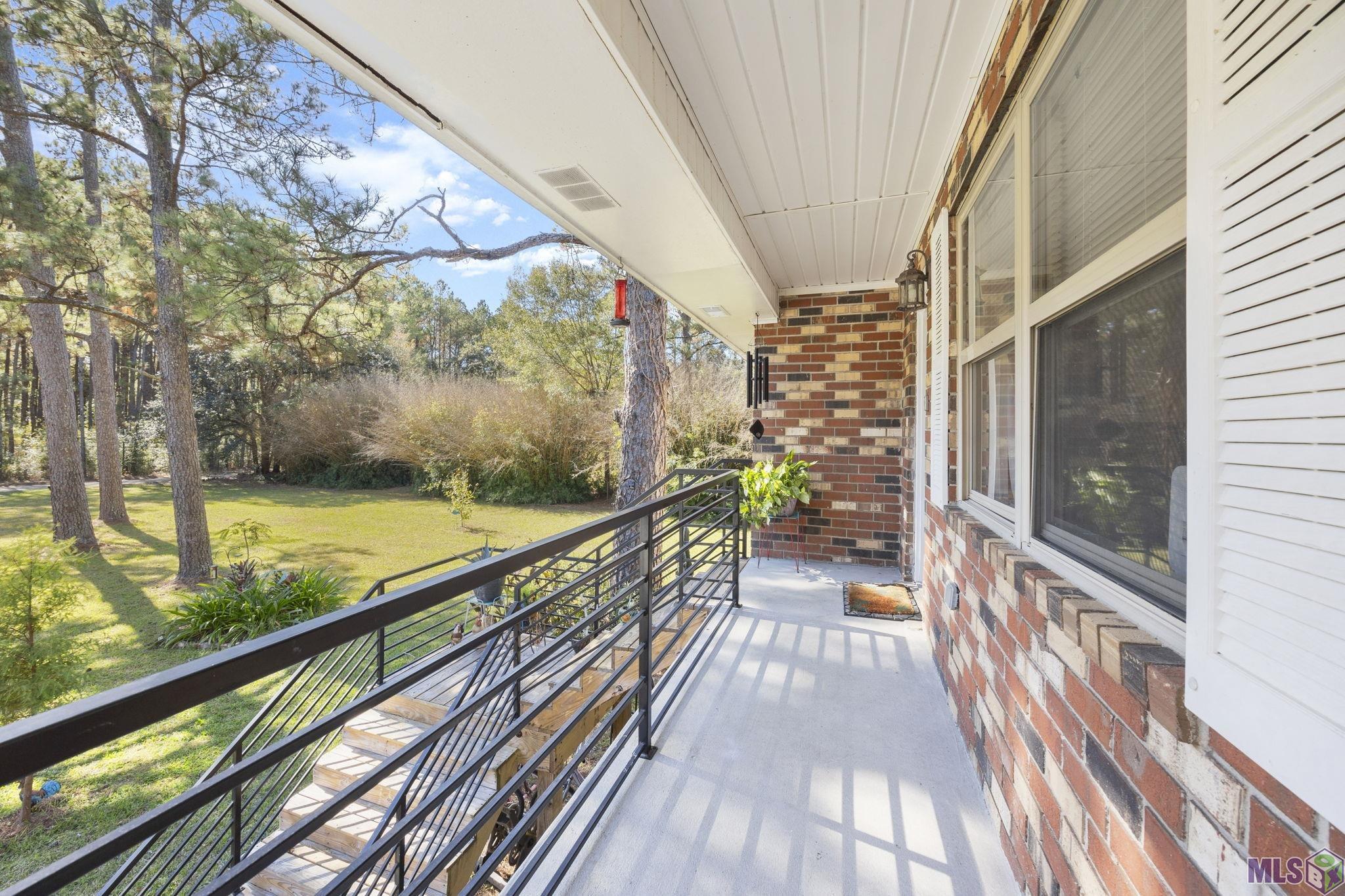 21469 Forrest Lane Ponchatoula, LA 70454 - Photo 3 of 18