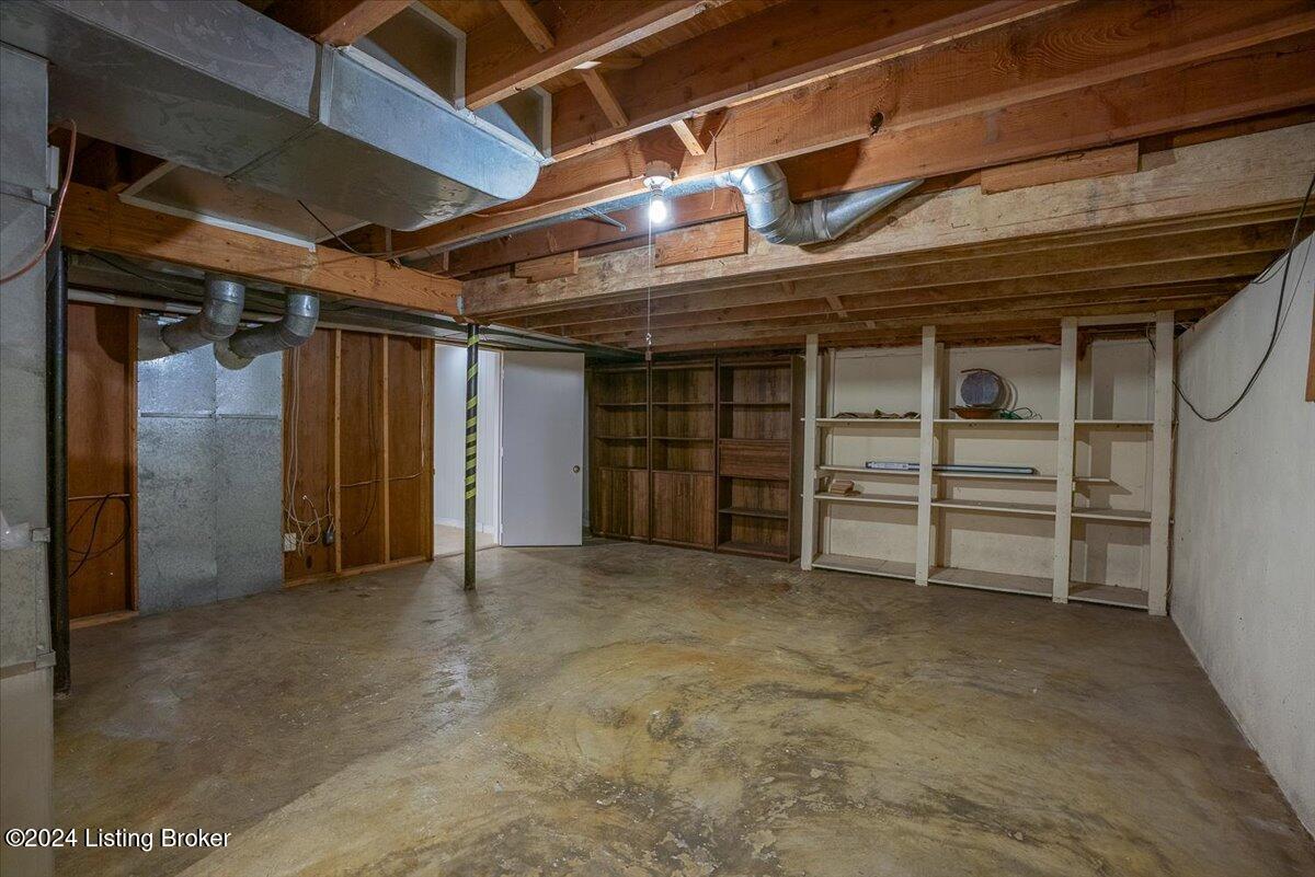 12016 Running Creek Road Louisville, KY 40243 - Photo 16 of 17 Storage