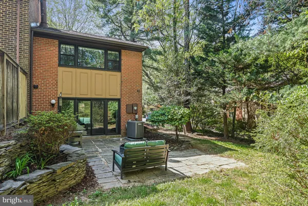 $500,000 | 11334 Headlands Court, Reston, VA 20191