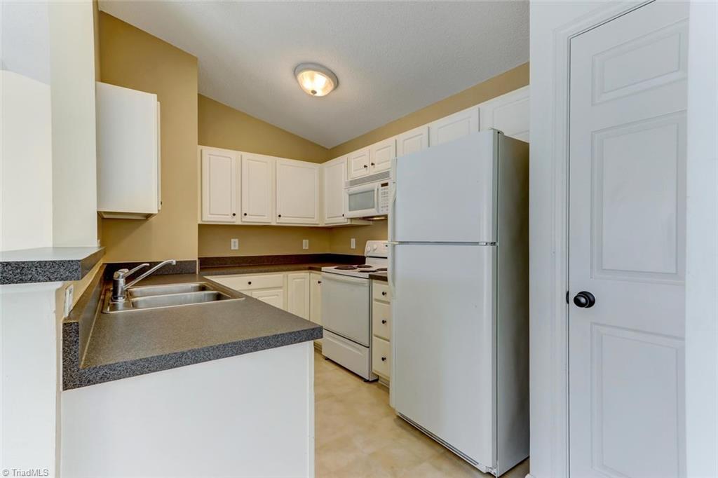 140 James Road, Unit 3D High Point, NC 27265 - Photo 11 of 24 Gallery Image 11