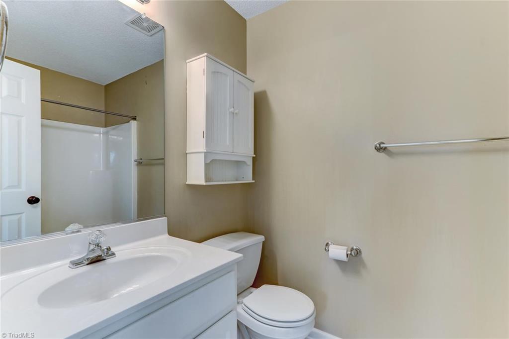 140 James Road, Unit 3D High Point, NC 27265 - Photo 17 of 24 Gallery Image 17